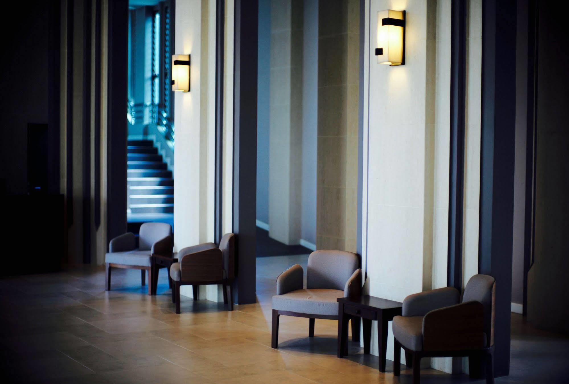 J. Park Hotel Чонбури Екстериор снимка